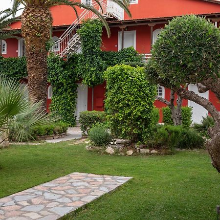 Tropical Studios لاغاناس المظهر الخارجي الصورة
